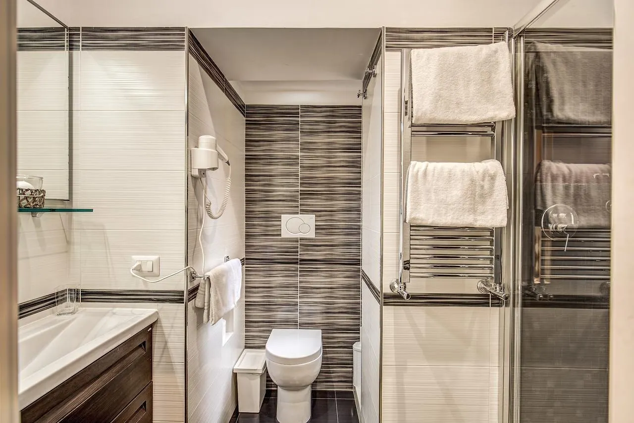 Brunetti Suite Rooms Rome